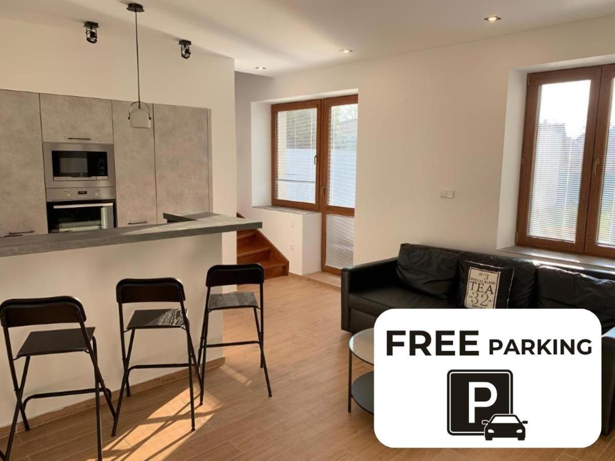 Apartmany Holiday اوسترافا المظهر الخارجي الصورة